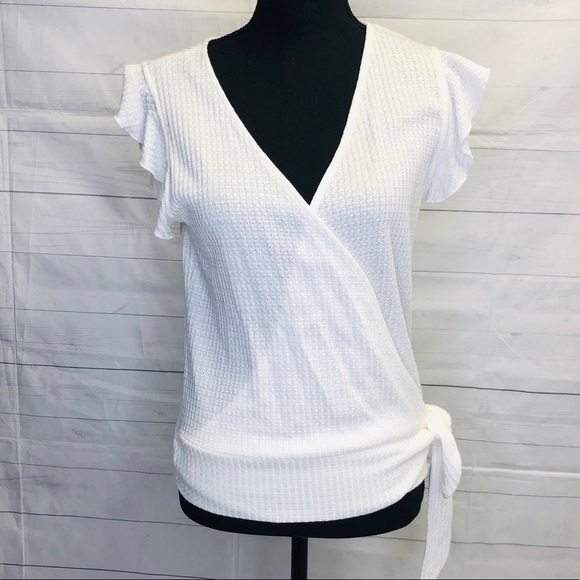 Francesca’s Ivory Wrap Top - Picture 2 of 7